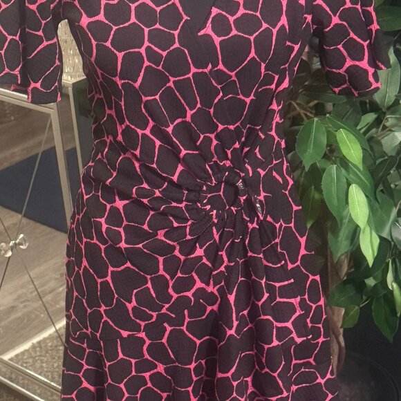 Michael Kors Pink and Black Midi Dress - Picture 5 of 6